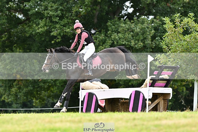 240825X-172137-37485 - 80cm XC 16.30 to 17.30