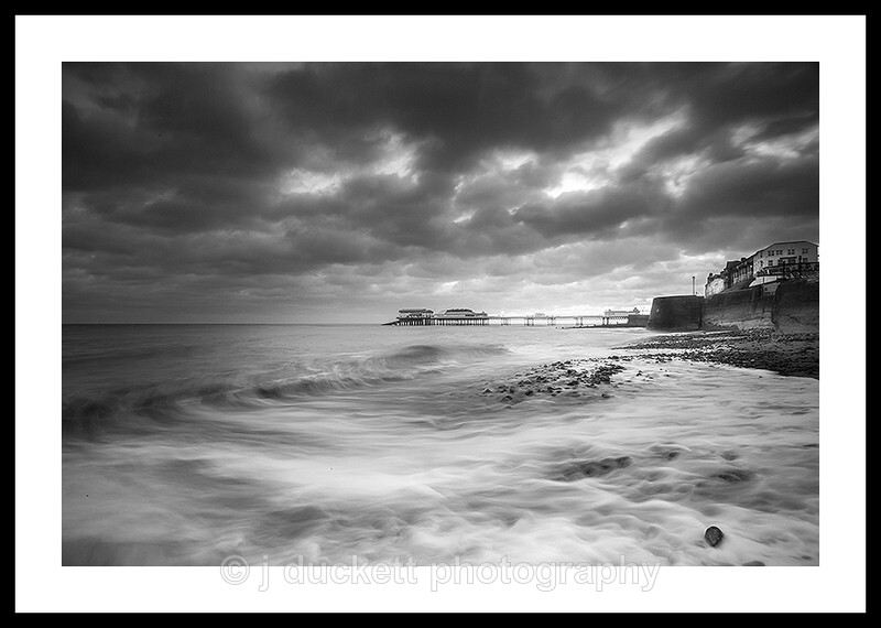 Stormy Pier, Cromer