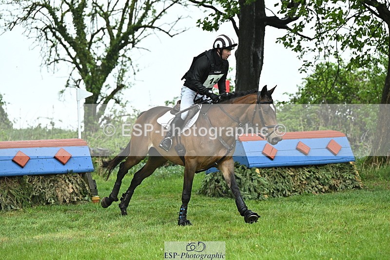 250418-104049-01521 - 014-Rupert.Batting-SULA.SYMPHONY