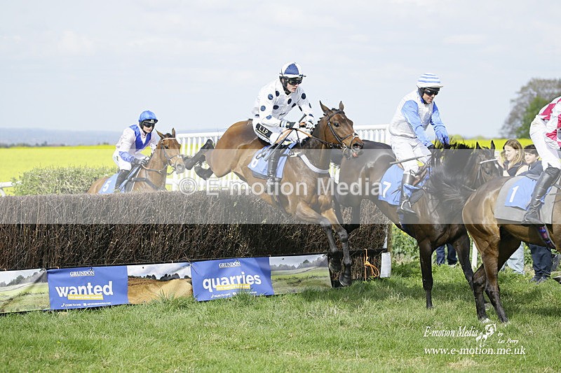 PtP 180422 171 - Old Berkshire PtP Lockinge 18/04/22