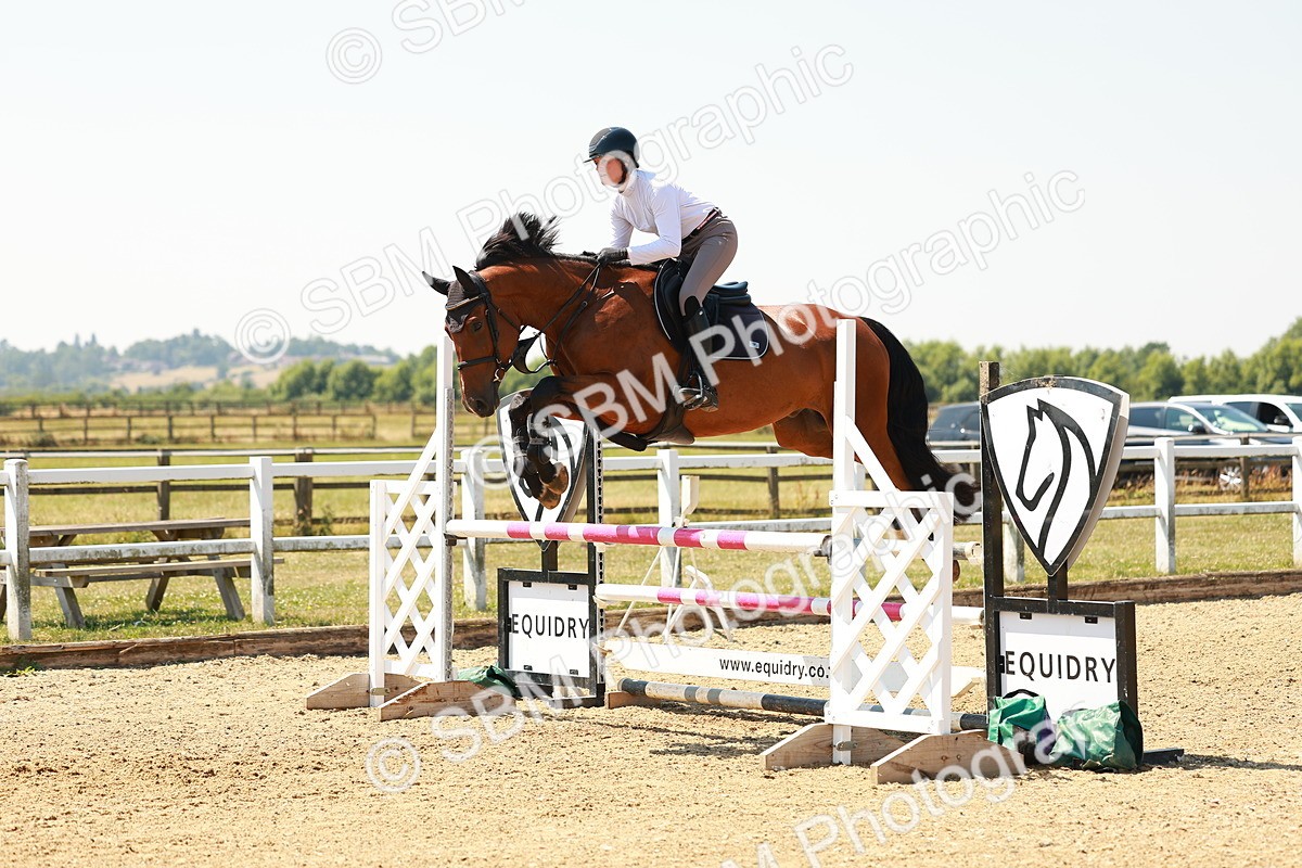 SBM_001550 - Class 4 - Senior Newcomers - 1.10m