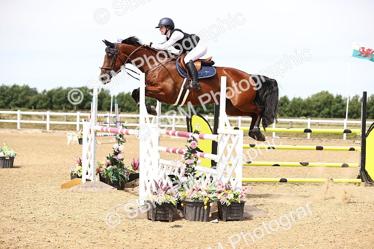 SBM_000536 - Class 15 - Redpost Equestian Senior Foxhunter - 1.20m