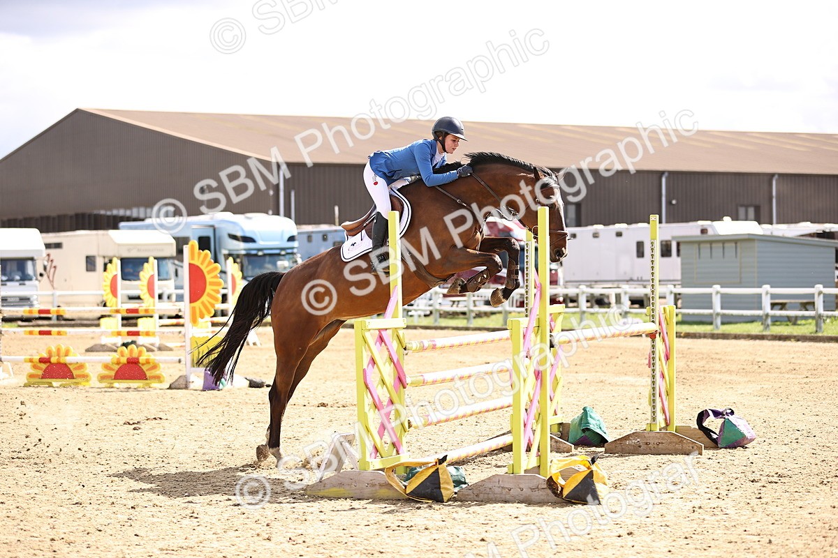 SBM_004221 - Class 17 - Senior Newcomers - 1.10m