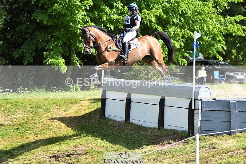 230527-095450-08614 - 206-MEXICAN_WAVE-Daisy_Bathe-XC