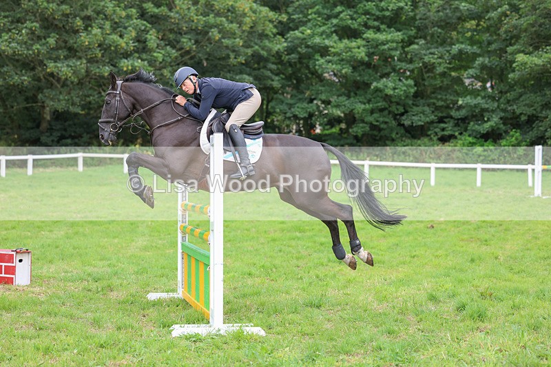 3E7A8142 - Class 7: Senior Newcomers/1.10m open