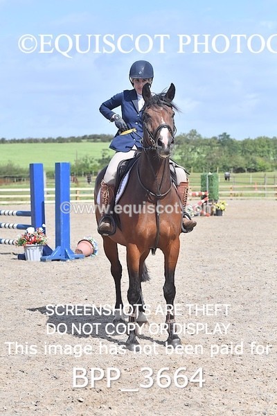 BPP_3664 - CLASS 4 Senior BritiNovice/ 90cm Open