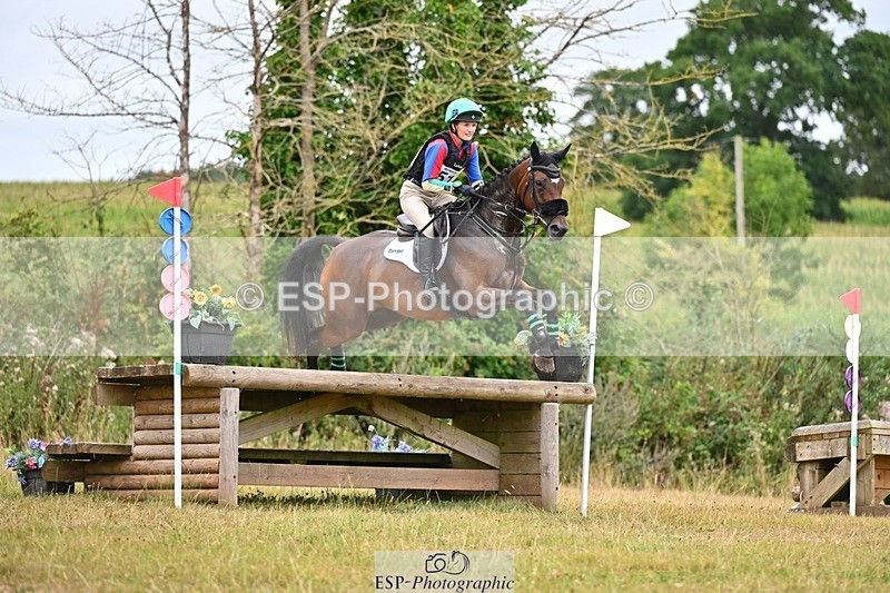 250803A-111456-10826 - L-513-Maisie.Randle-VILLANELLE