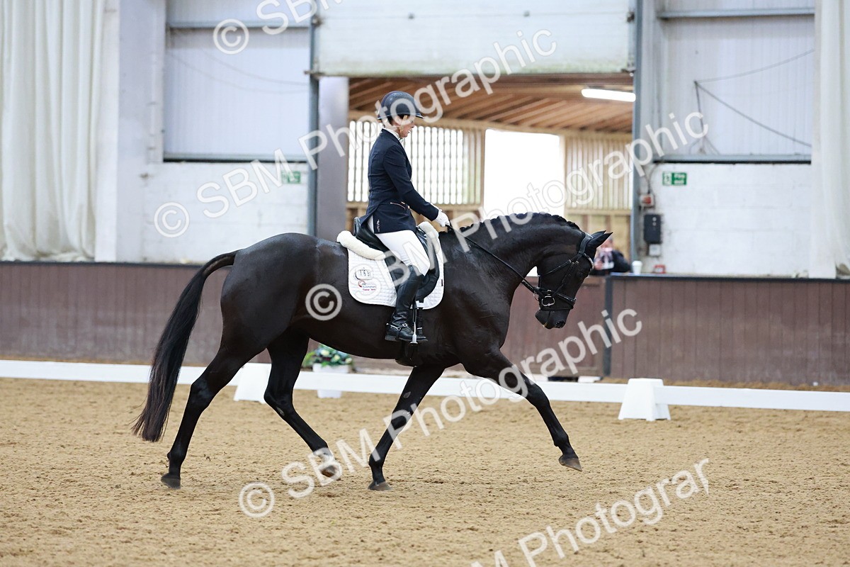 SBM_003764 - Class 1 - Prelim 6 - 10.40-11.50