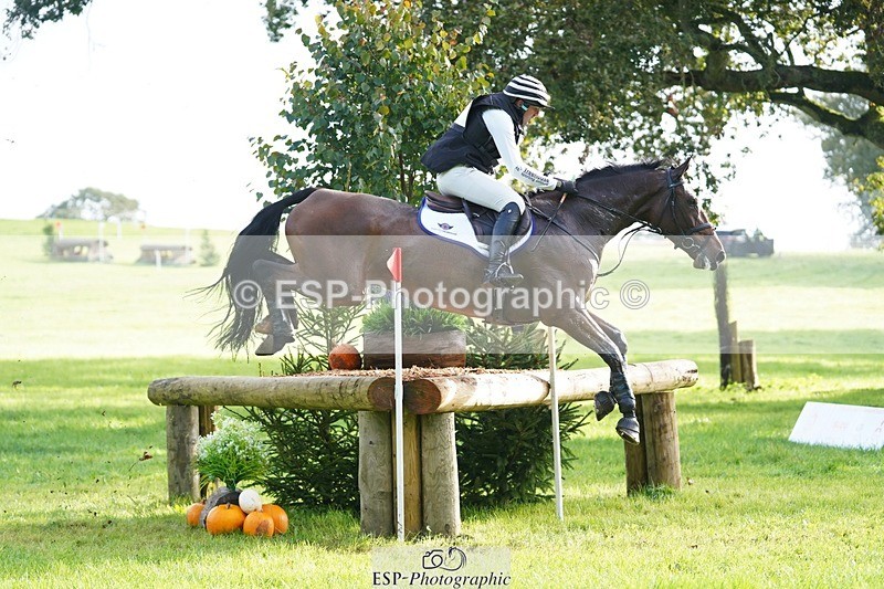 231020-102032-06079 - 008-CECEIA.DE.MUZE-Alan.Nolan-XC