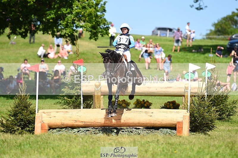 230527-163142-12057 - 317-FERNHILL_KANKAN-Jonelle_Price-XC