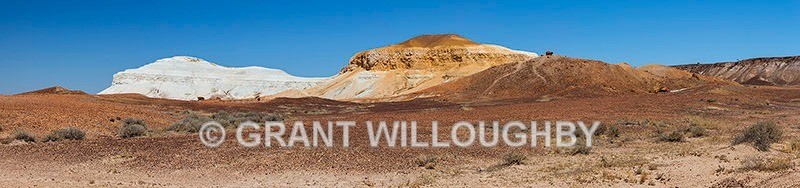 Salt and Pepper Coober Pedy - Australia