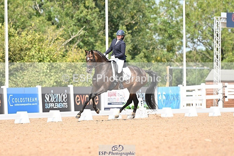 250816-124502-04331 - 100-Deborah.NewmanSoraya.IV