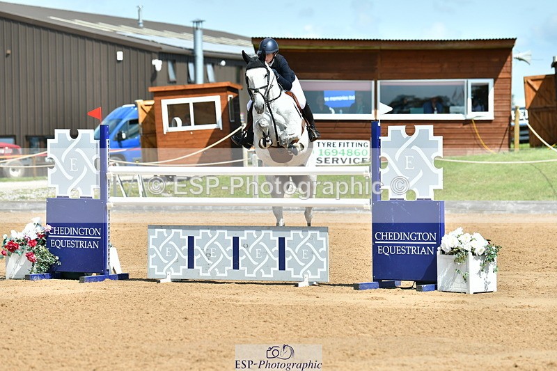 230720A-111320-02110 - Cls 5, 2 Star Medium 1.35m