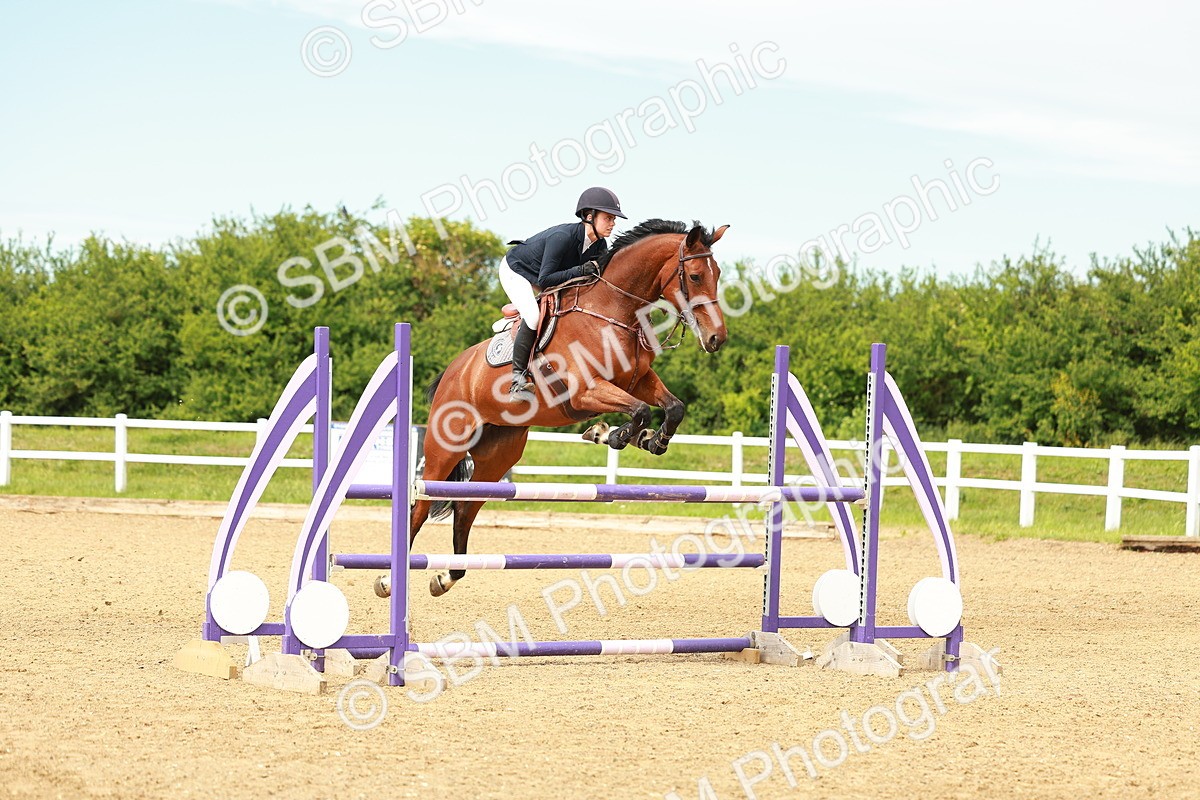 SBM_002202 - Class 4 - Senior Newcomers - 1.10m