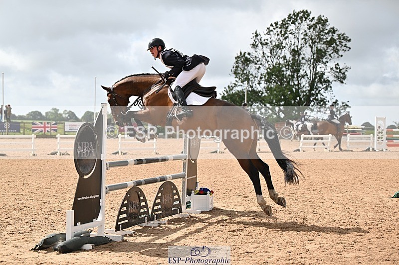 250831-120238-08060 - K-515-Jonny.Lee