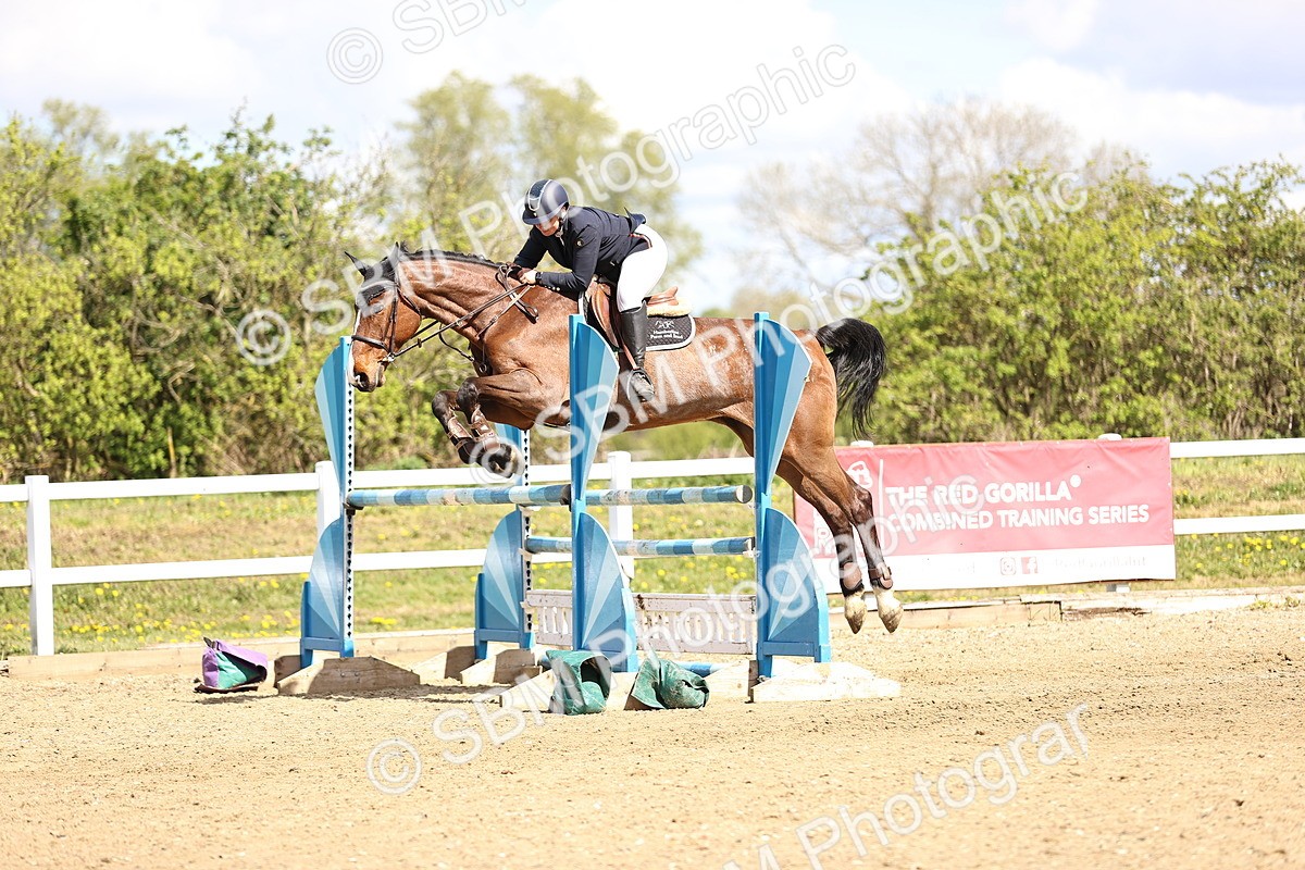 SBM_004215 - Class 17 - Senior Newcomers - 1.10m