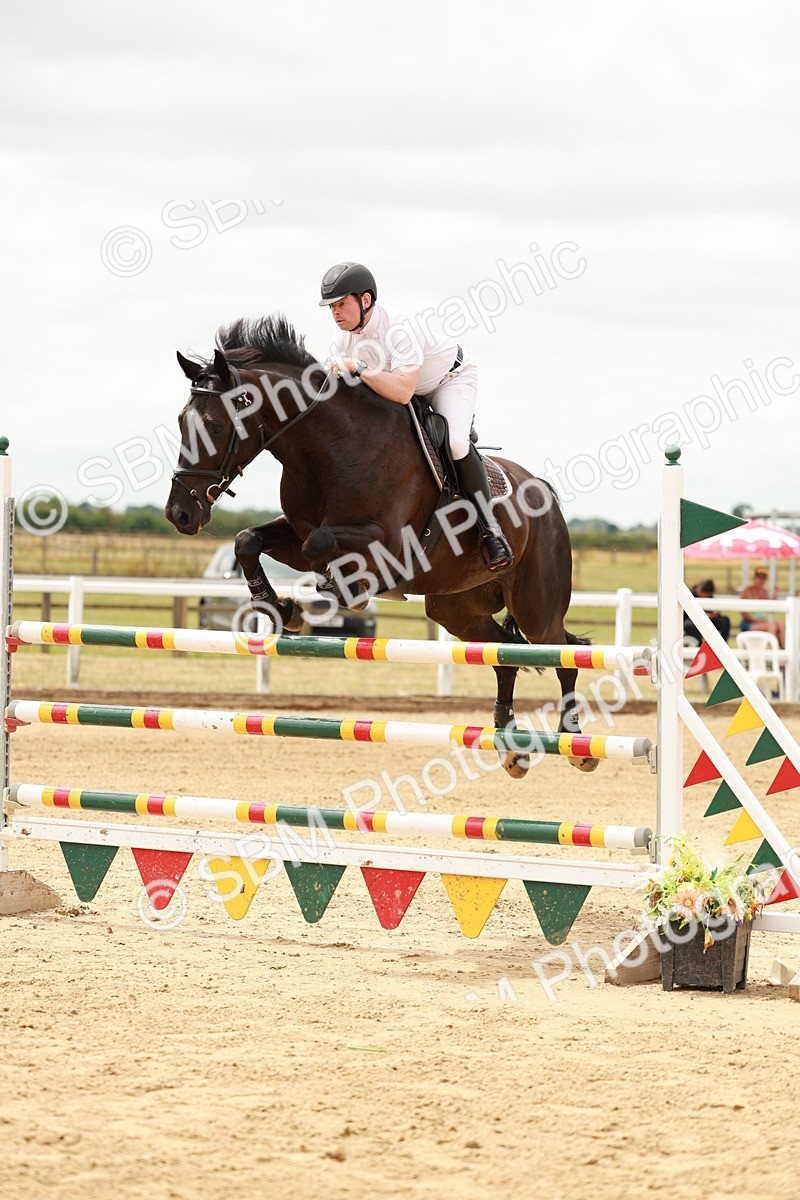 SBM_017801 - Class 21 - Senior Newcomers Championship 2d Rd