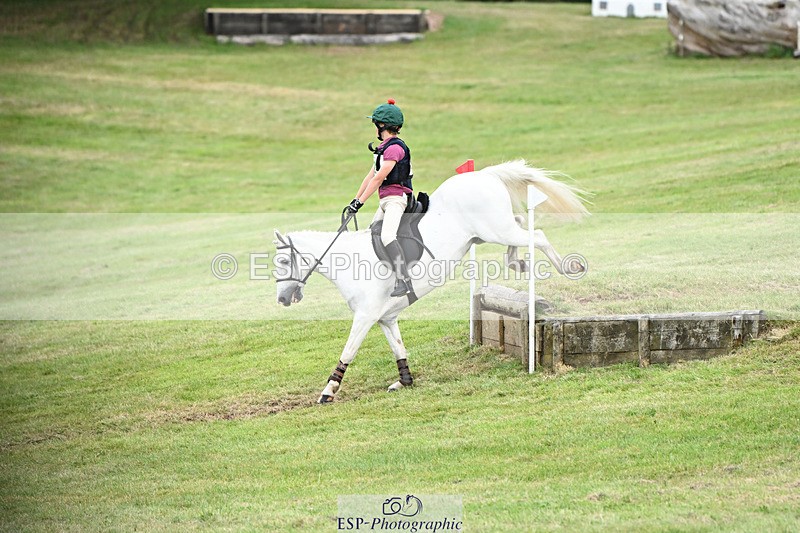 240825X-165459-37390 - 80cm XC 16.30 to 17.30