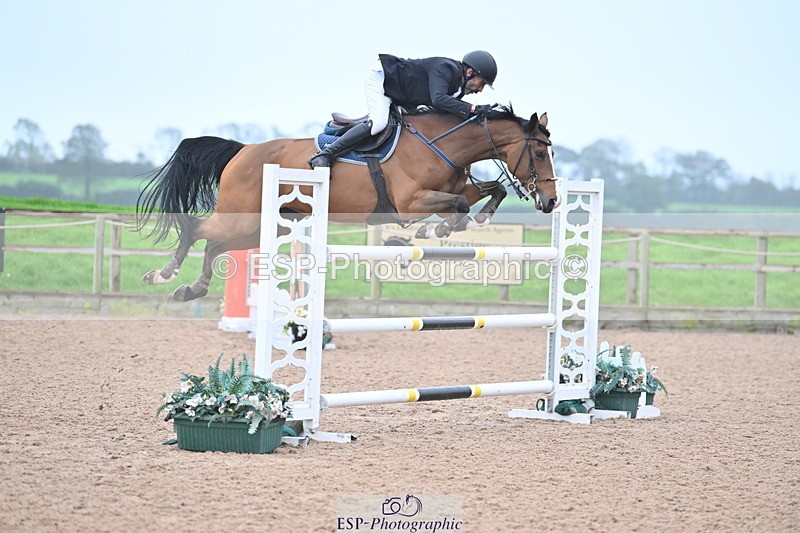 231013A-162529-03317 - Cls 10 National 1.30m Open