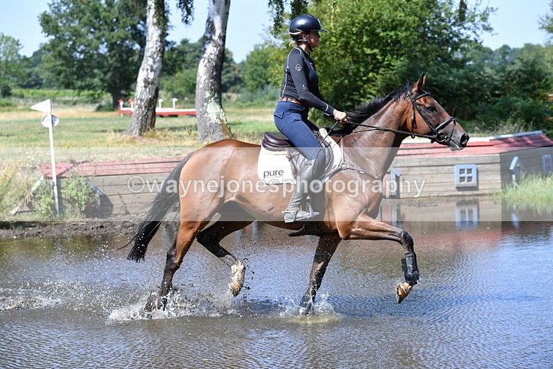 WJ5_3488 - XC Time 13:30 to 14:00