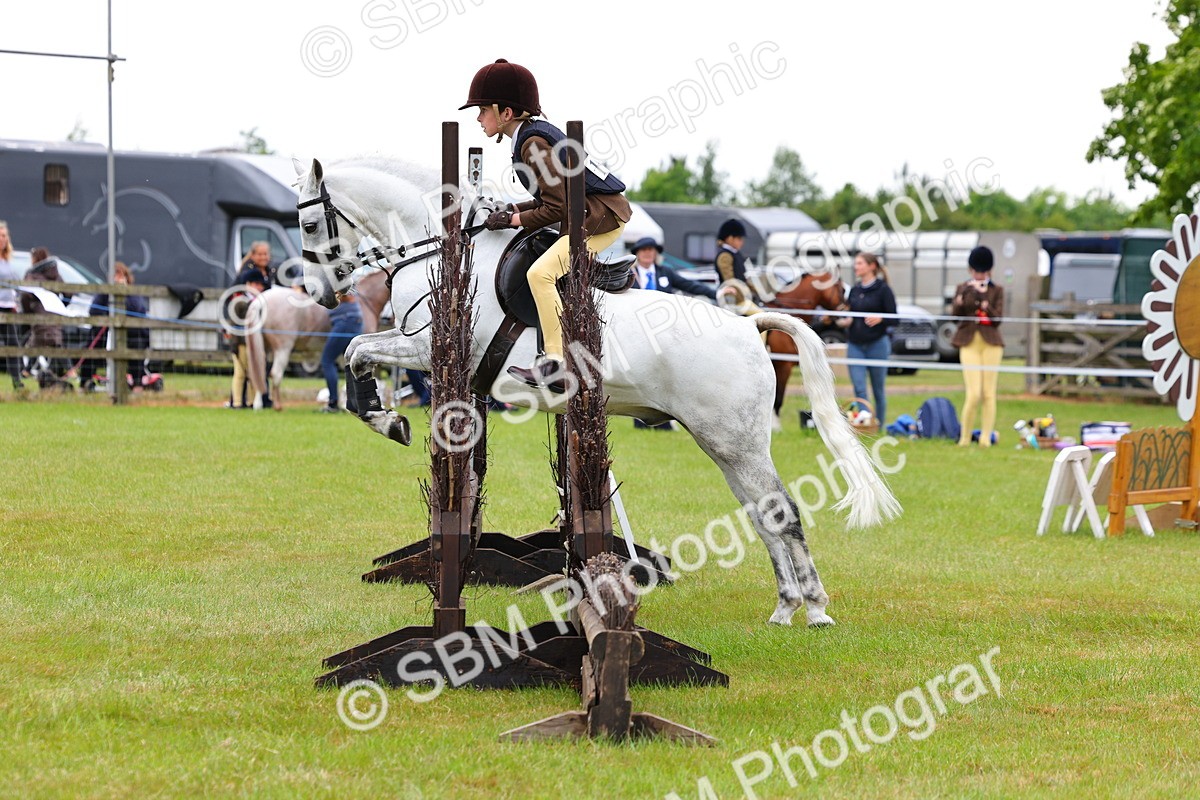 SBM_09469 - Class 44-45 - LIHS BSPS Open Nursery and Cradle Stakes