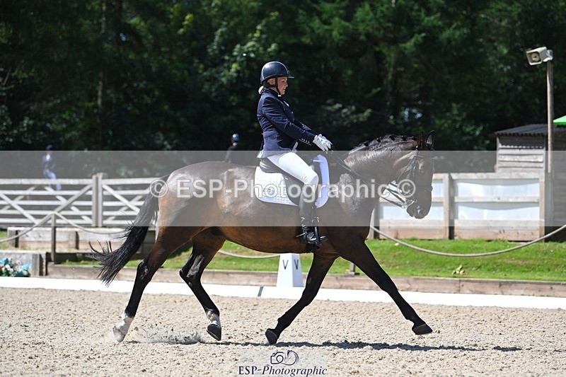 230811-120031-01141 - Cls 4 Adv Medium Silver