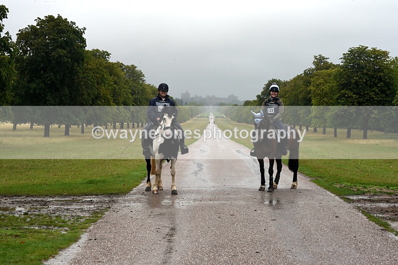 TT3_8591 - Time at Crossing 11:44 to 12:54