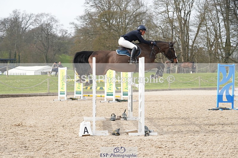 260322A-142838-01989 - 13 Foxhunter 1m 20 Open