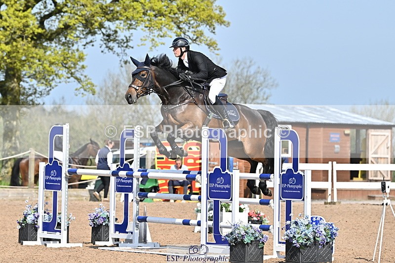 240509A-101354-00806 - Cls 8 Foxhunter