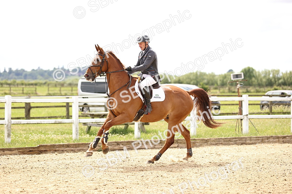 SBM_007865 - Class 19 - Senior Newcomers - 1.10m