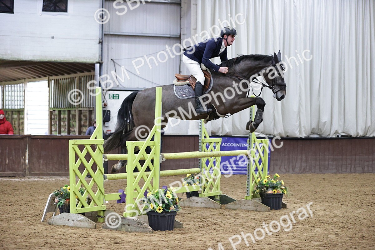 SBM_000734 - Class 3 - Nupafeed Supplements Senior Discovery/ 1m Open