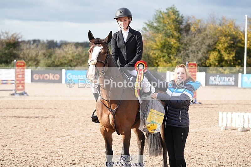 251026-122940-02384 - Cls 4 Pony Winter Novice + 80cm Open