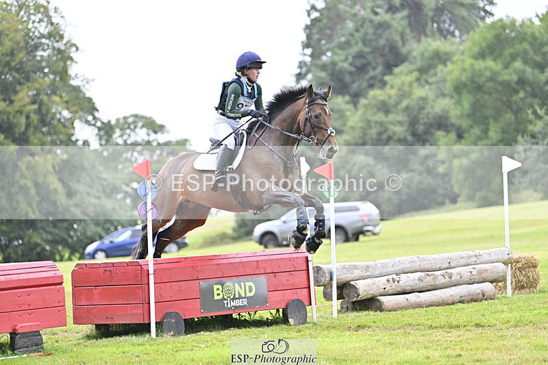 240825X-173916-38217 - 80cm XC 17.30 to End