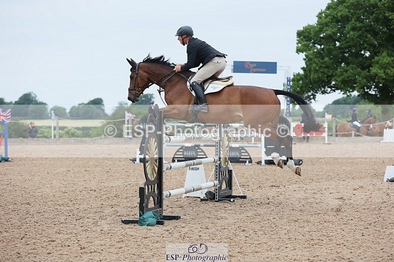 250524-131100-04941 - Cls 15 Snr Fox 1st Rnd