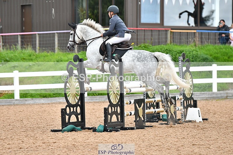 230819A-121035-00468 - Cls 25 Pony Newcomers & 1m Open