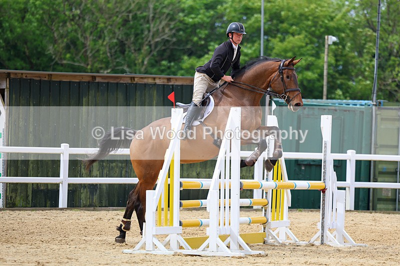 3E7A8582 - Class 4: Senior British Novice/90cm open