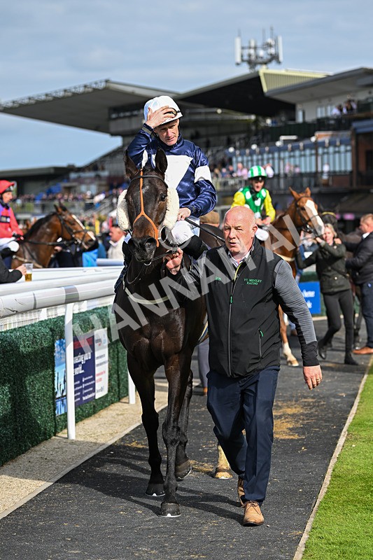 050525-Race 5-Hover On The Wind-4992 - Race 5