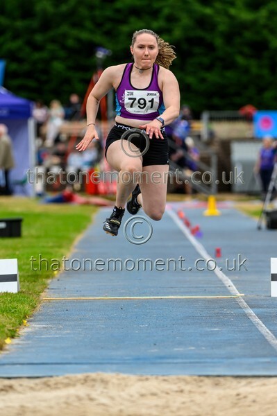 Sen25SAT-926282 - Field Female Set Two