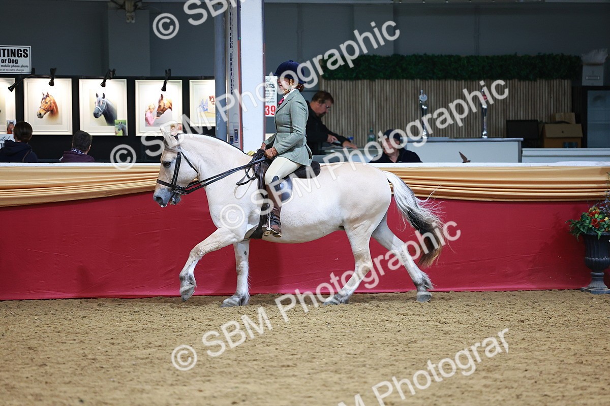 SBM_05460 - Class 11R - Ridden Veteran