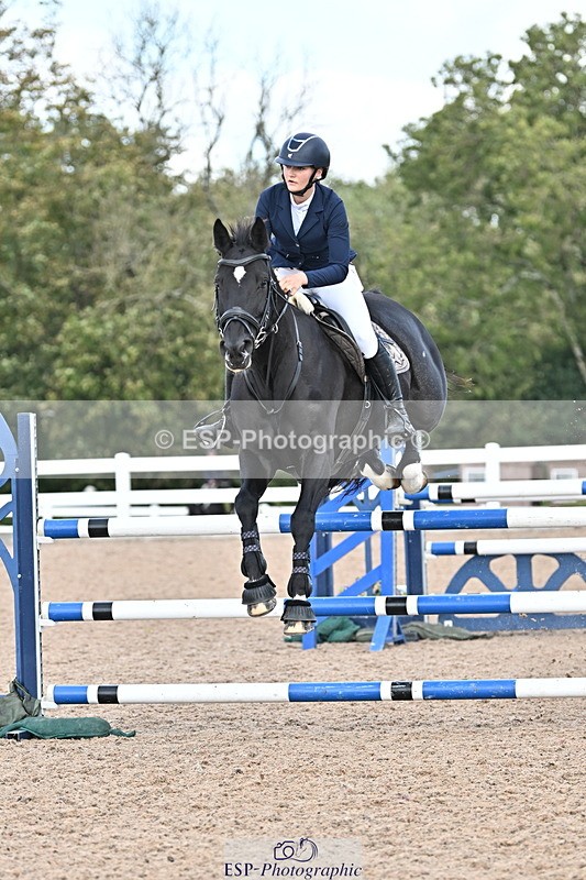 241005A-123928-03767 - SAT Cls 18 1.05m Amateur Quali