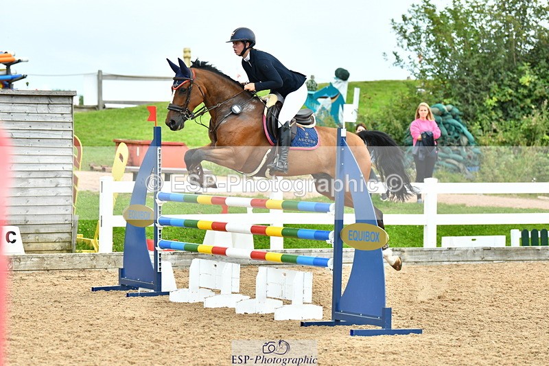 230721A-121925-06078 - Cls 18, 1 Star Silver 1.20m