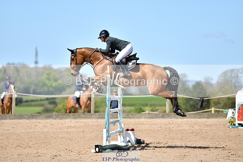 240420A-122143-10936 - Cls 3, 2 Star Small Tour 1.30m