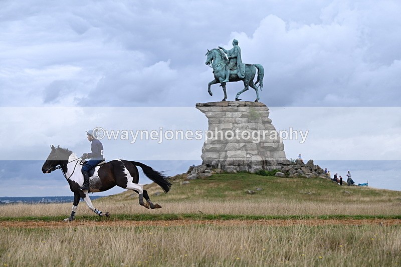 DSC_5065 - Time at Statue 11:10 to 11:42