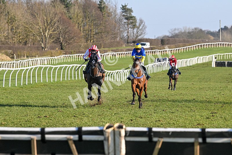 050325-Race 4-Hostile Hotelier-9858 - Race 4