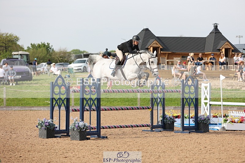 240511A-170530-15180 - Cls 38 National 1.40m Open