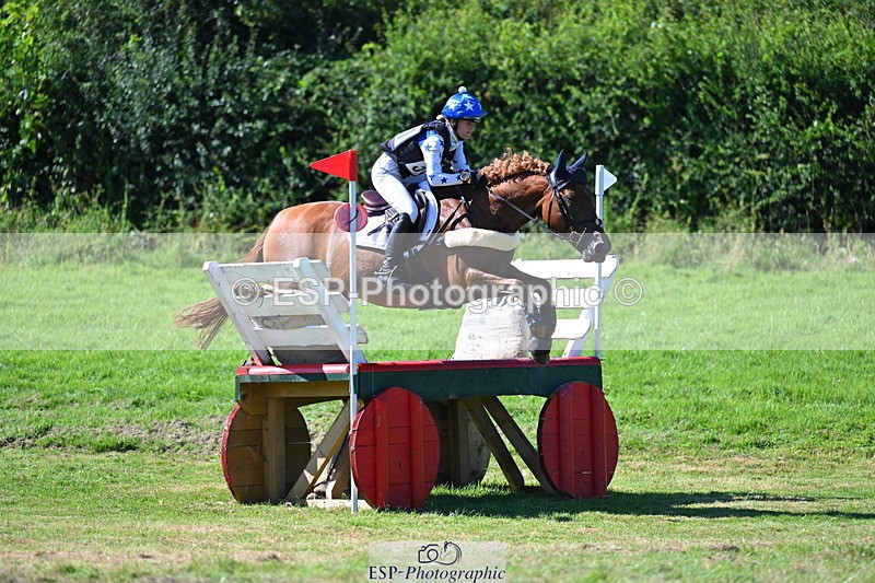 240811A-155416-05978 - 351-