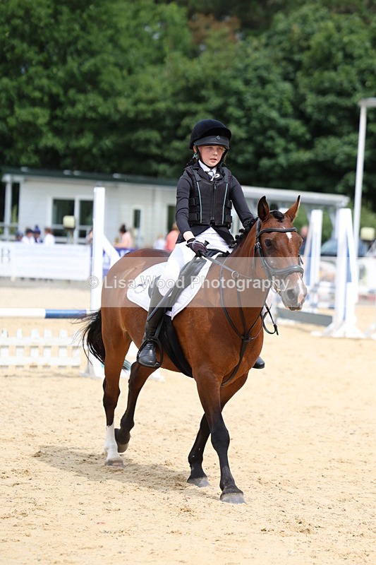 3E7A9136 - Class 4: 70cm