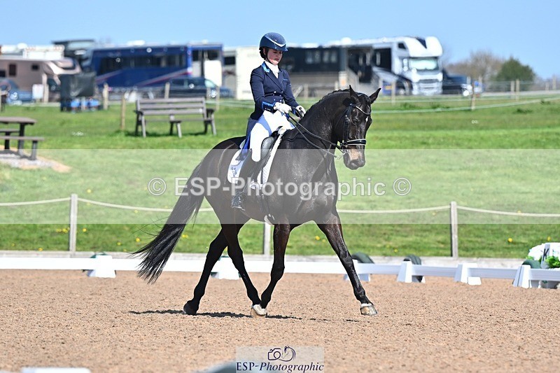 250405-122542-10642 - 174-Sarah.Khairallah-Ilowette