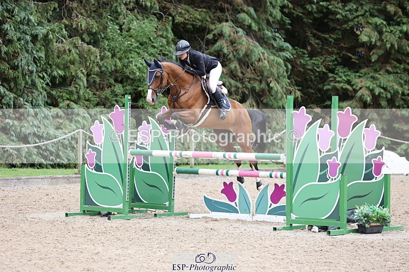 250705A-175401-16666 - Cls 37 1.05m Amateur Quali