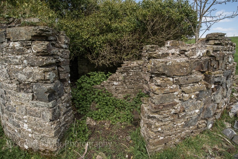 5485 White Grit explosives store - Vanishing Buildings